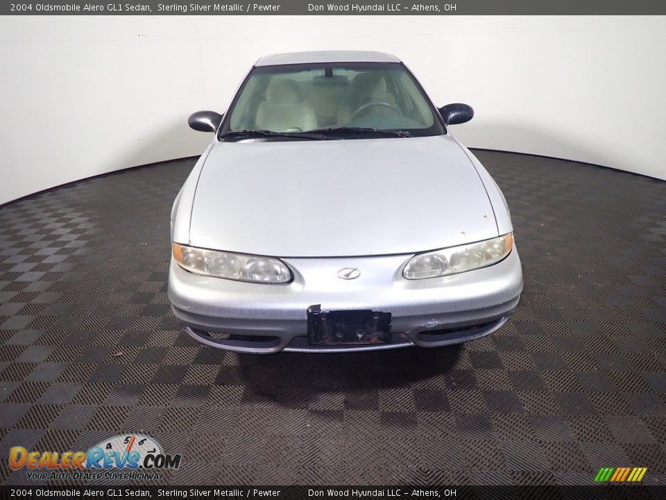 2004 Oldsmobile Alero GL1 Sedan Sterling Silver Metallic / Pewter Photo #3