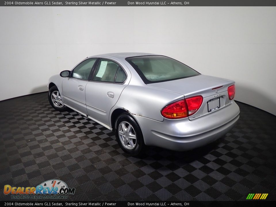 2004 Oldsmobile Alero GL1 Sedan Sterling Silver Metallic / Pewter Photo #7