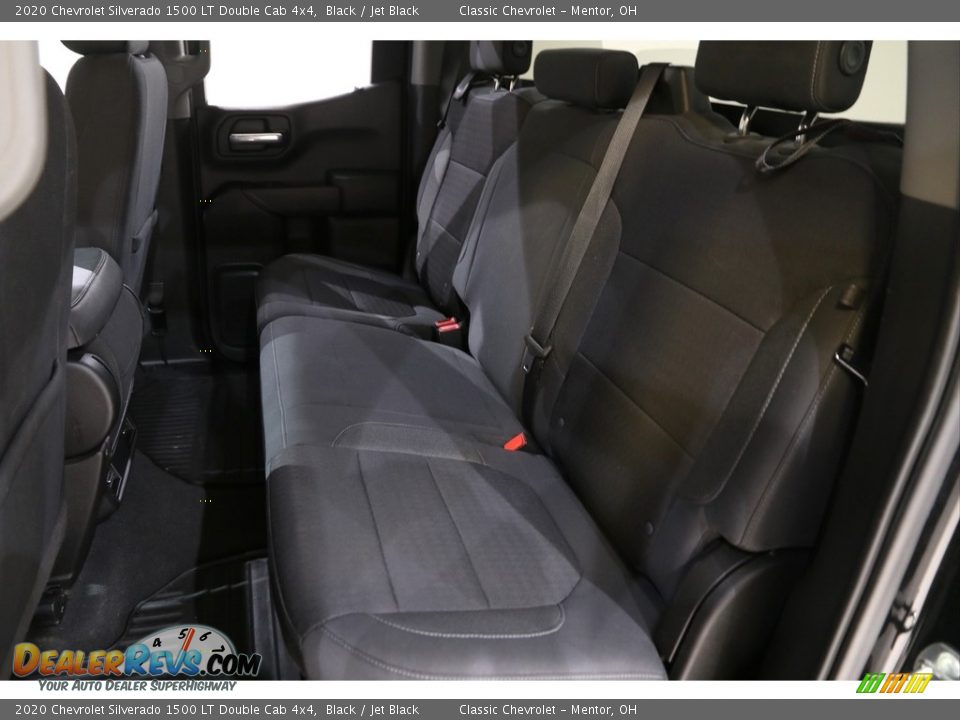 2020 Chevrolet Silverado 1500 LT Double Cab 4x4 Black / Jet Black Photo #17