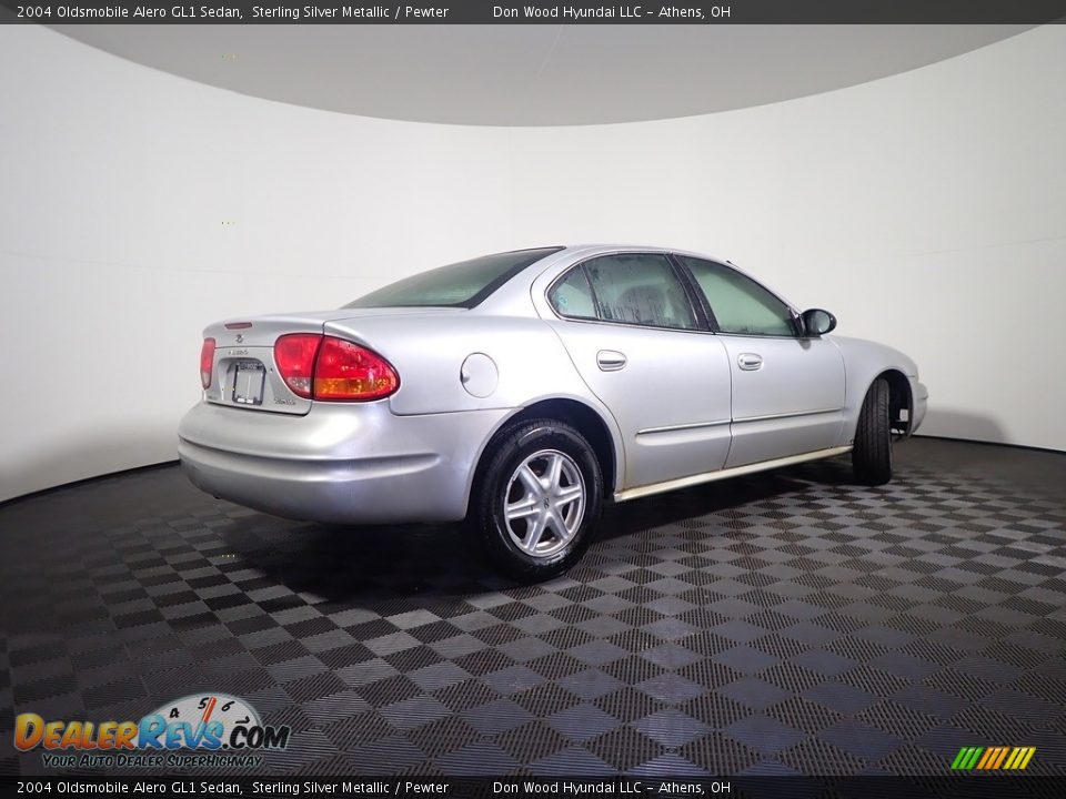 2004 Oldsmobile Alero GL1 Sedan Sterling Silver Metallic / Pewter Photo #11