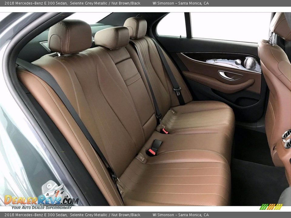 2018 Mercedes-Benz E 300 Sedan Selenite Grey Metallic / Nut Brown/Black Photo #18