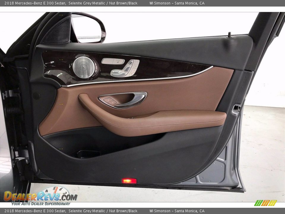 2018 Mercedes-Benz E 300 Sedan Selenite Grey Metallic / Nut Brown/Black Photo #26