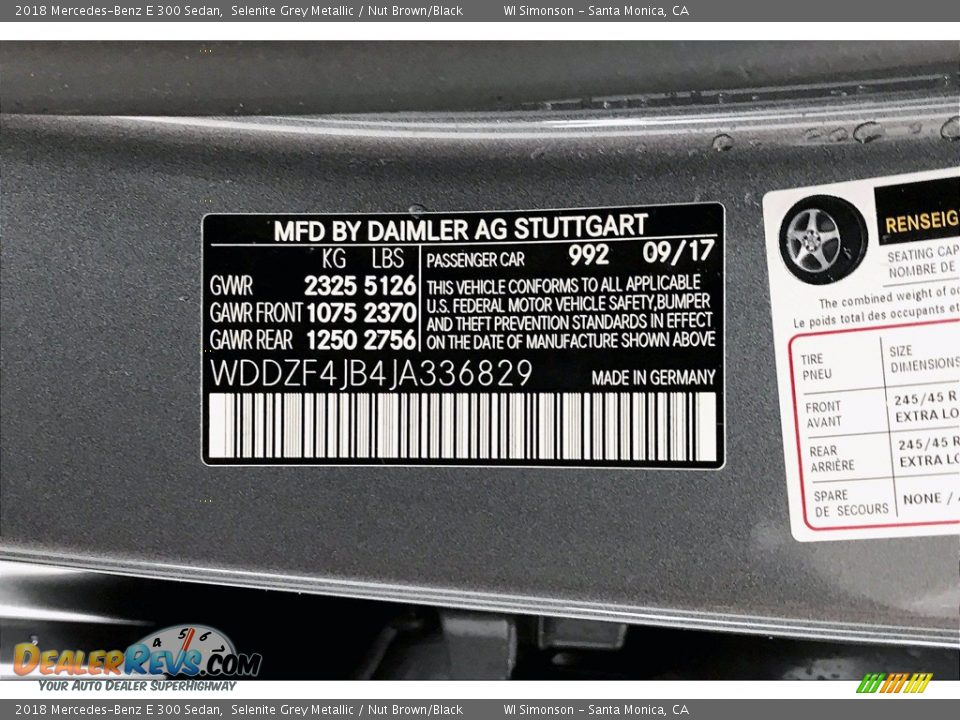 2018 Mercedes-Benz E 300 Sedan Selenite Grey Metallic / Nut Brown/Black Photo #32