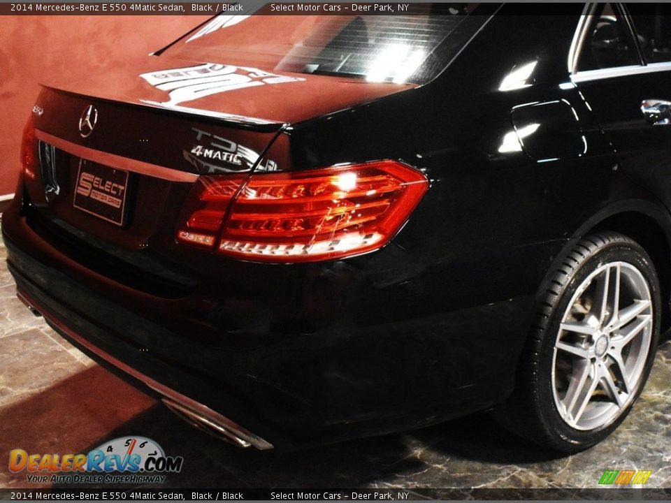 2014 Mercedes-Benz E 550 4Matic Sedan Black / Black Photo #5