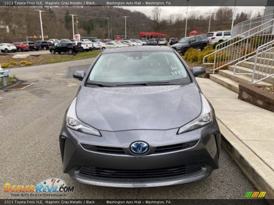 2021 Toyota Prius XLE Magnetic Gray Metallic / Black Photo #11