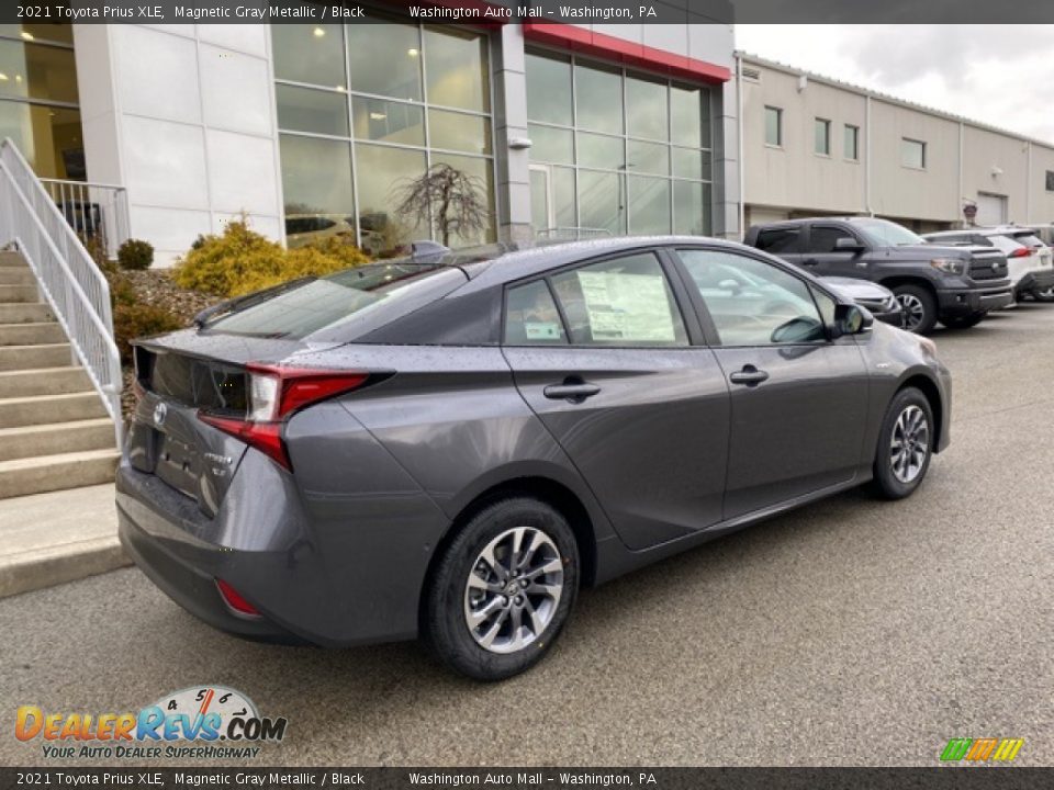 Magnetic Gray Metallic 2021 Toyota Prius XLE Photo #13