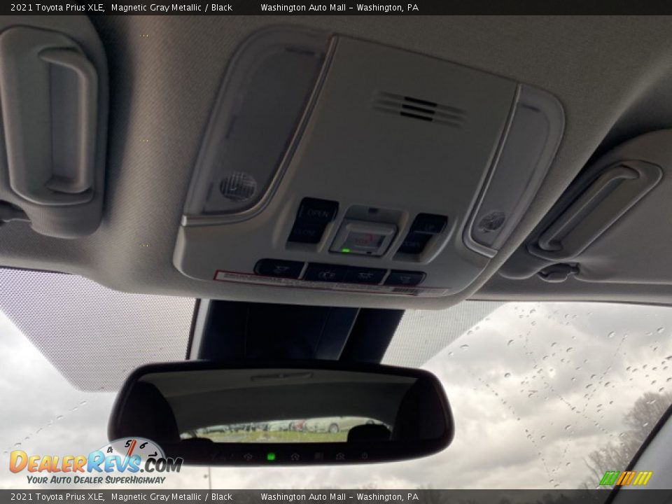 2021 Toyota Prius XLE Magnetic Gray Metallic / Black Photo #15