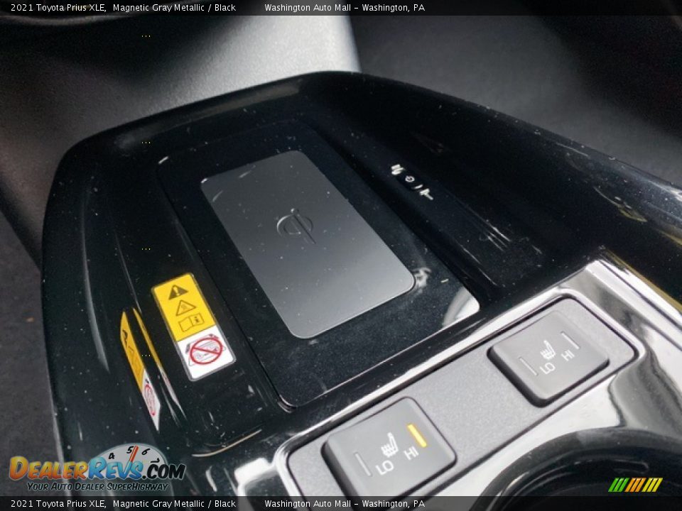 2021 Toyota Prius XLE Magnetic Gray Metallic / Black Photo #17