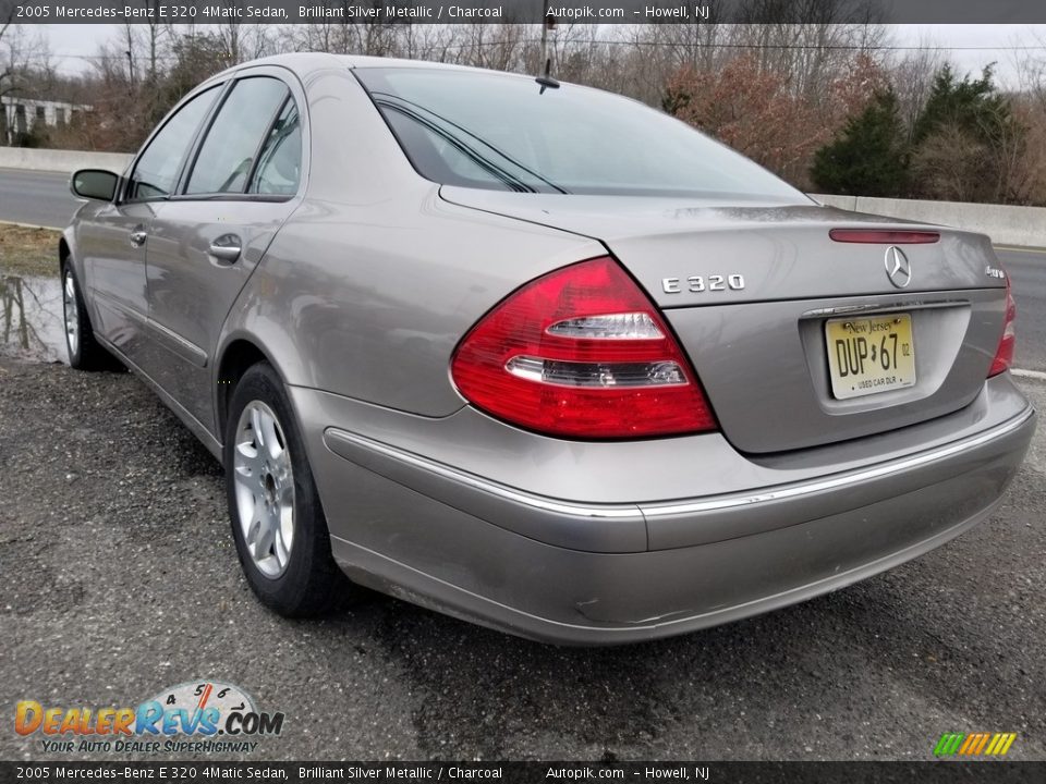 2005 Mercedes-Benz E 320 4Matic Sedan Brilliant Silver Metallic / Charcoal Photo #4