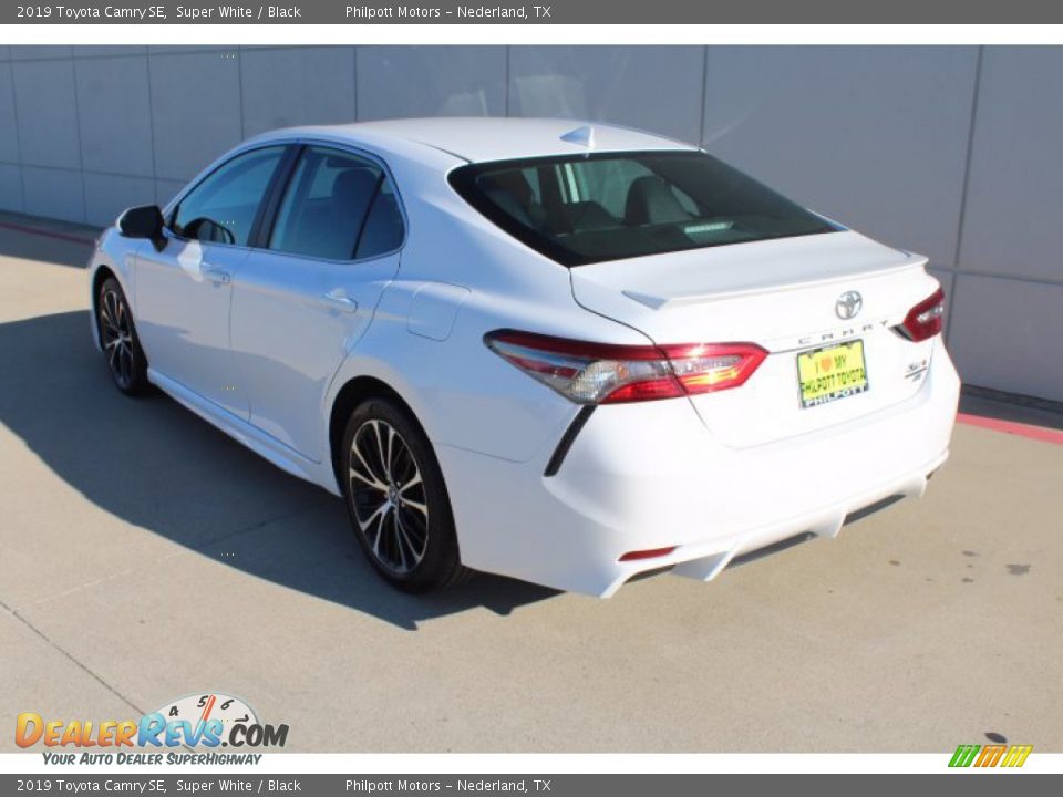 2019 Toyota Camry SE Super White / Black Photo #6