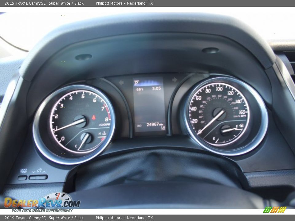 2019 Toyota Camry SE Super White / Black Photo #13