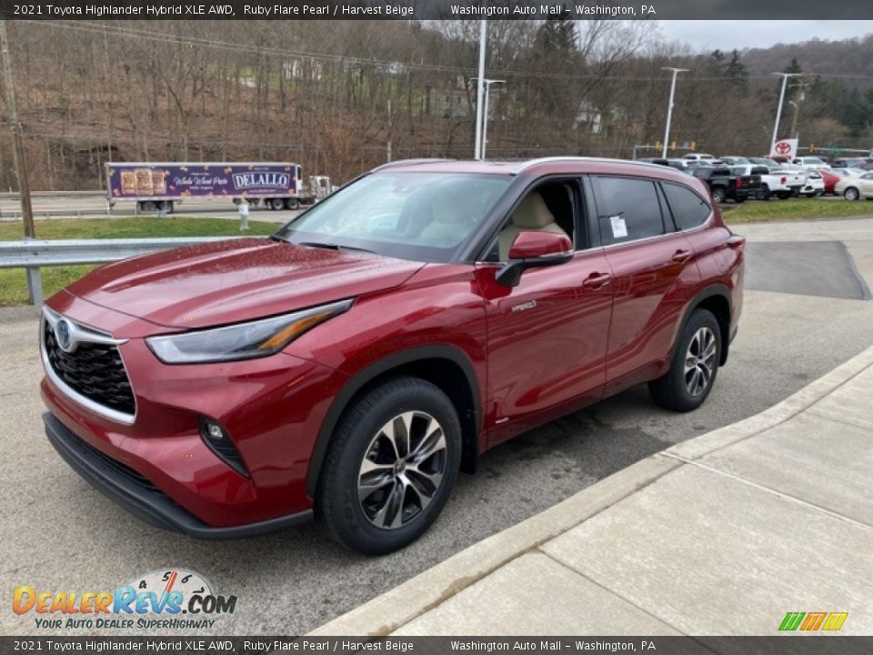 2021 Toyota Highlander Hybrid XLE AWD Ruby Flare Pearl / Harvest Beige Photo #14