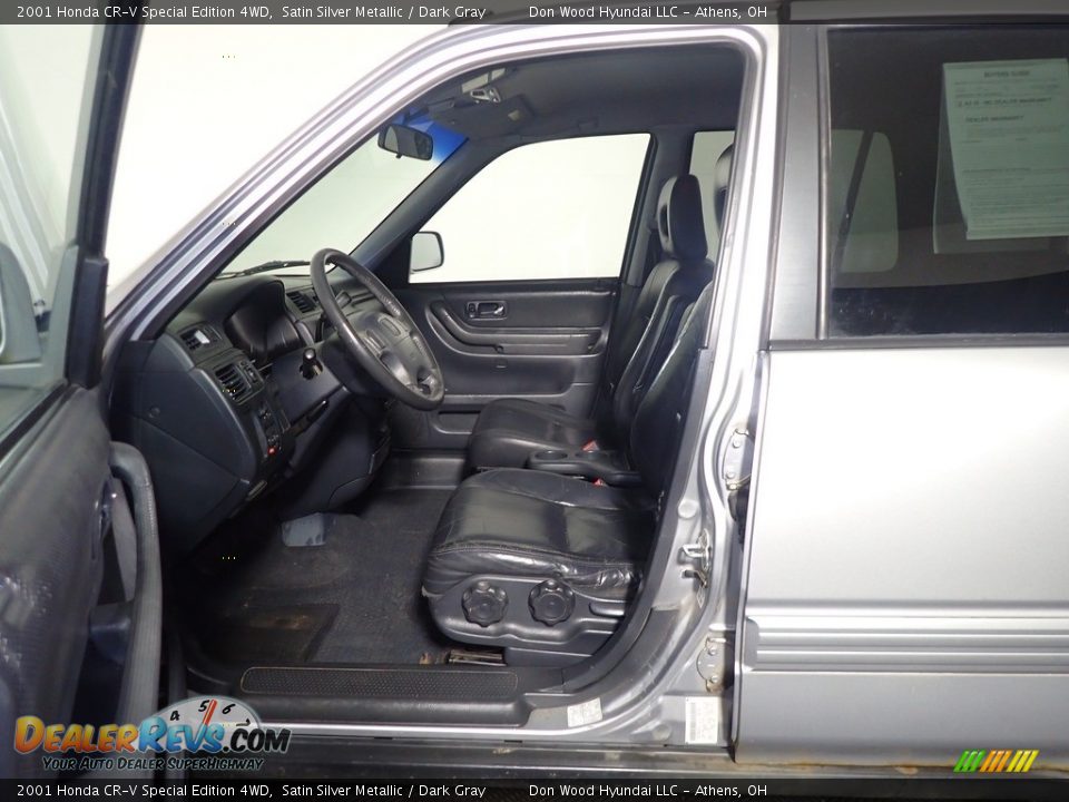2001 Honda CR-V Special Edition 4WD Satin Silver Metallic / Dark Gray Photo #18