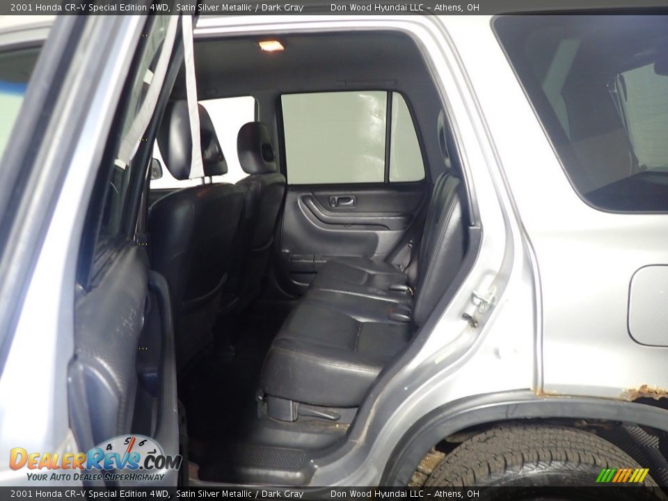 2001 Honda CR-V Special Edition 4WD Satin Silver Metallic / Dark Gray Photo #29