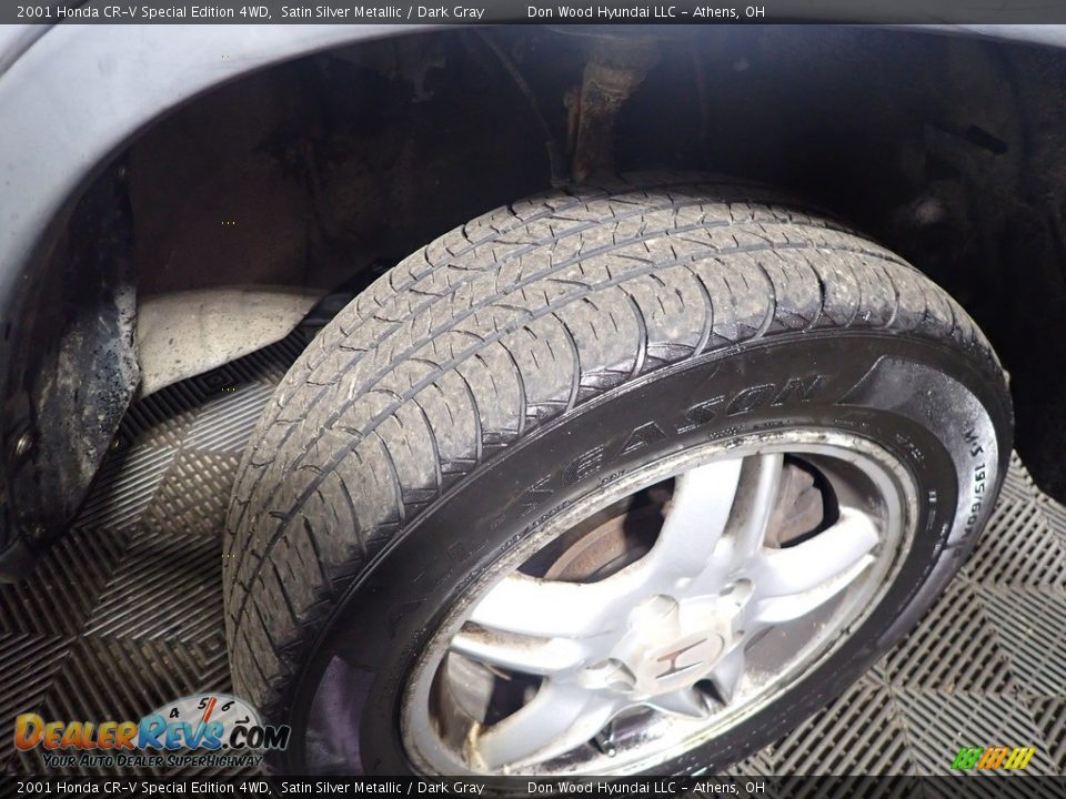 2001 Honda CR-V Special Edition 4WD Satin Silver Metallic / Dark Gray Photo #36