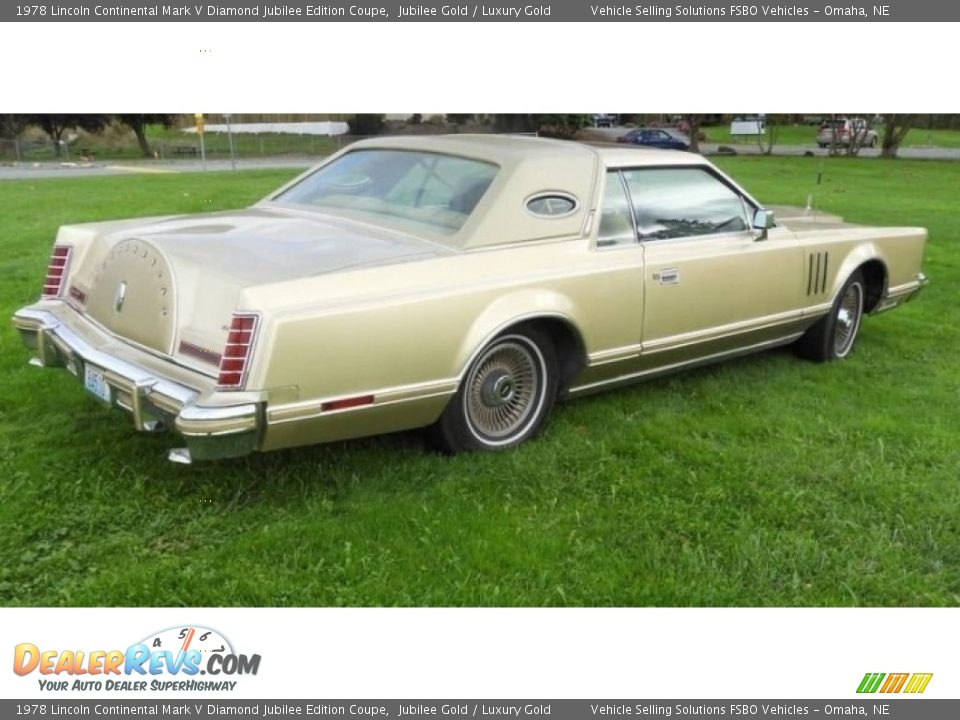 1978 Lincoln Continental Mark V Diamond Jubilee Edition Coupe Jubilee Gold / Luxury Gold Photo #16