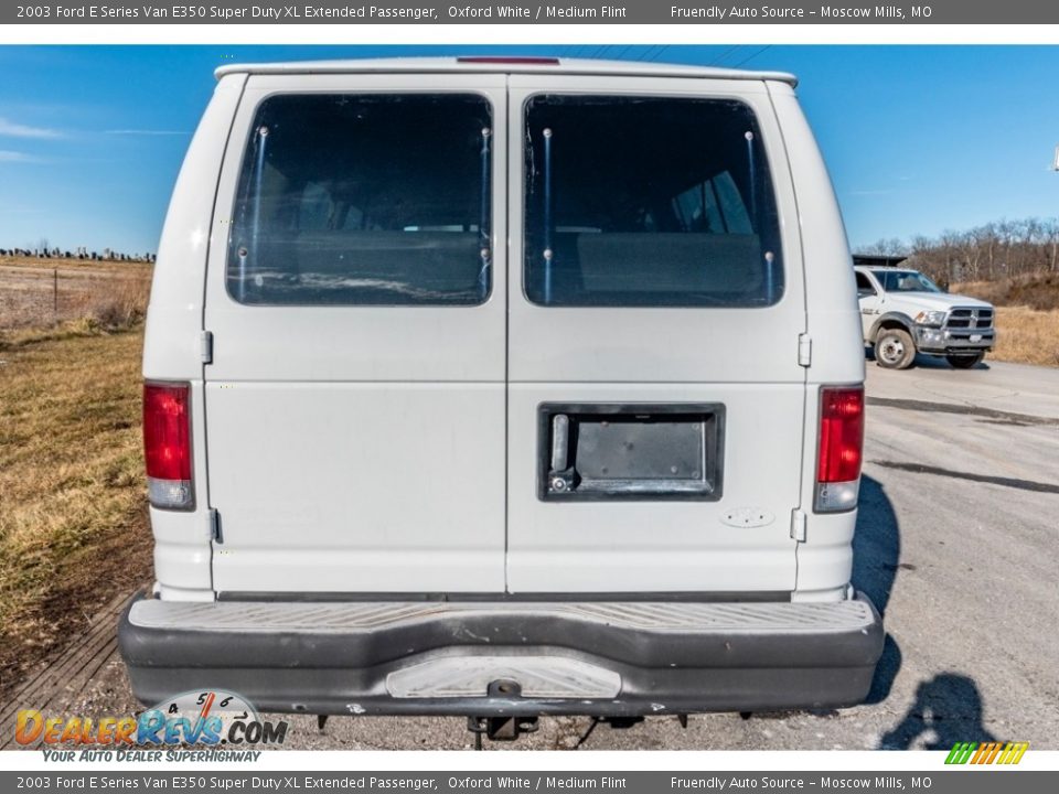 2003 Ford E Series Van E350 Super Duty XL Extended Passenger Oxford White / Medium Flint Photo #5