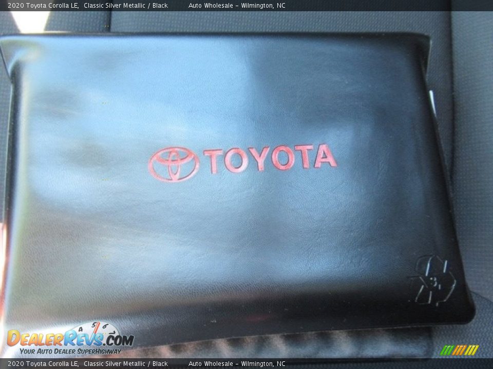 2020 Toyota Corolla LE Classic Silver Metallic / Black Photo #19
