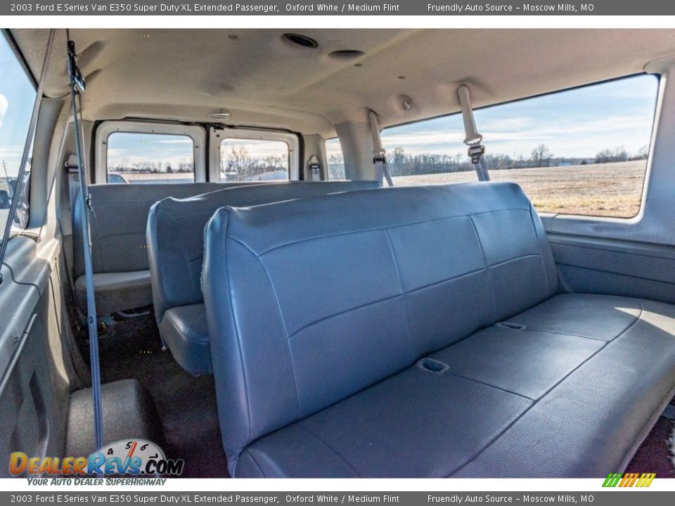 2003 Ford E Series Van E350 Super Duty XL Extended Passenger Oxford White / Medium Flint Photo #24