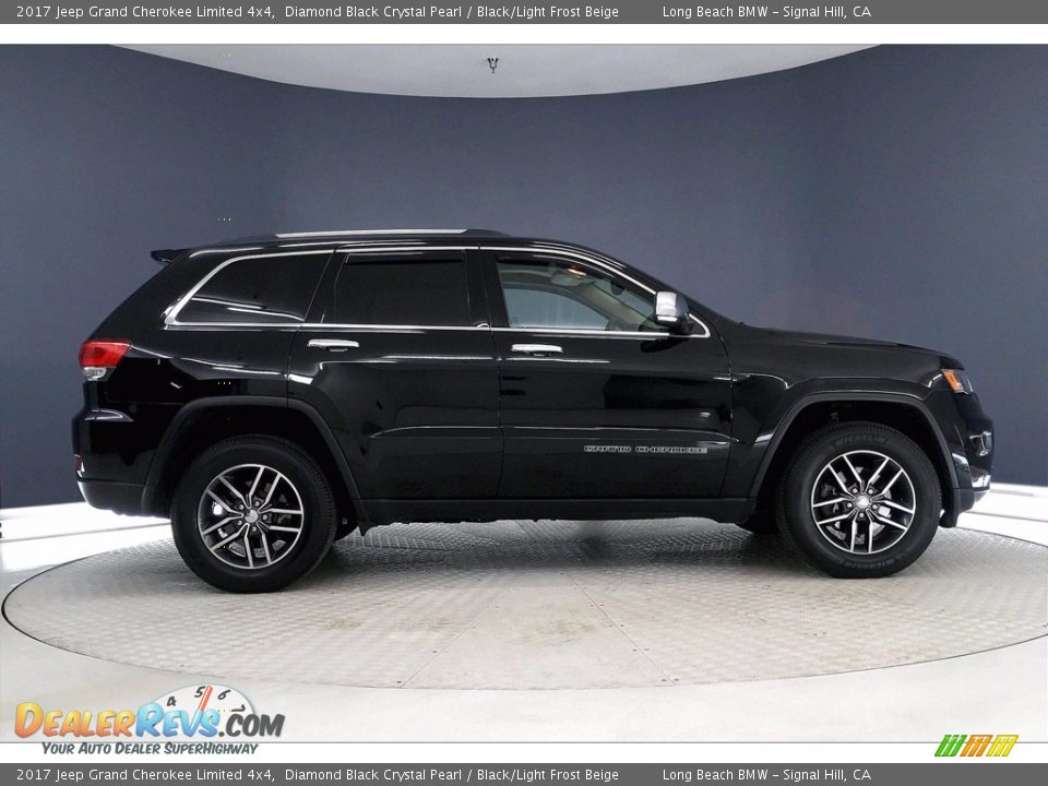 2017 Jeep Grand Cherokee Limited 4x4 Diamond Black Crystal Pearl / Black/Light Frost Beige Photo #14