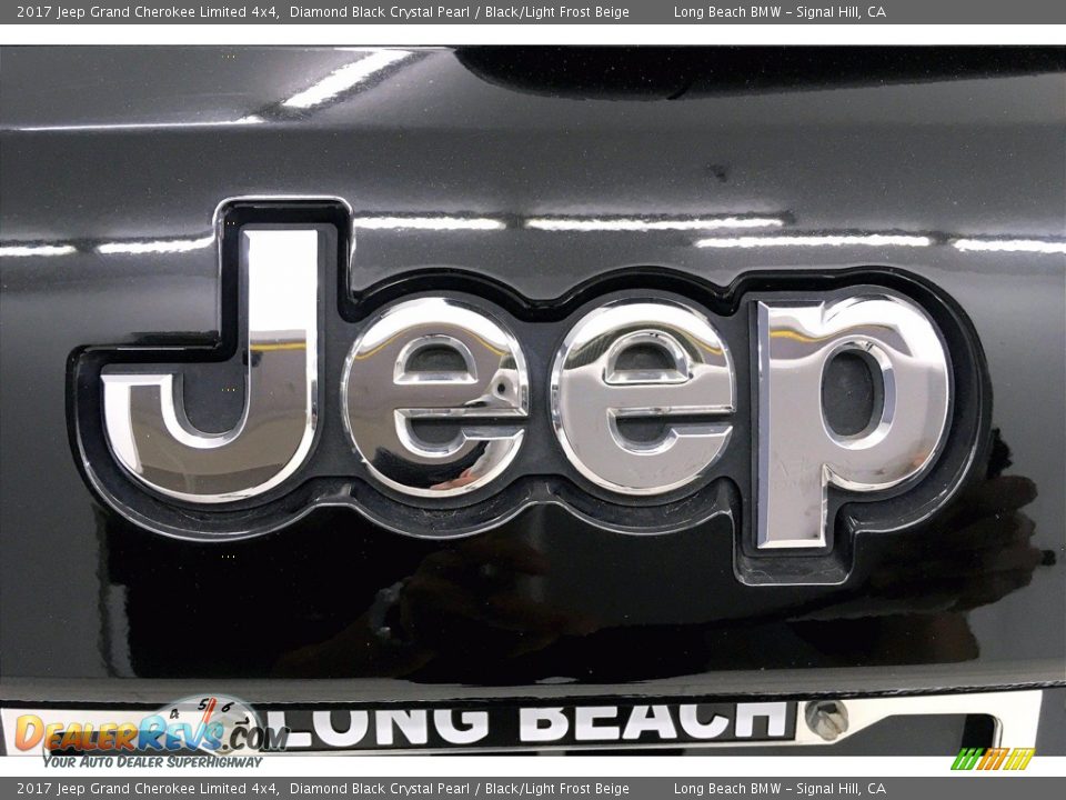 2017 Jeep Grand Cherokee Limited 4x4 Diamond Black Crystal Pearl / Black/Light Frost Beige Photo #34