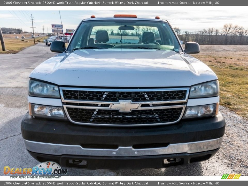 2006 Chevrolet Silverado 2500HD Work Truck Regular Cab 4x4 Summit White / Dark Charcoal Photo #9