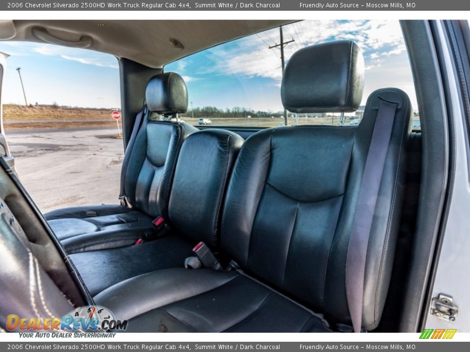 2006 Chevrolet Silverado 2500HD Work Truck Regular Cab 4x4 Summit White / Dark Charcoal Photo #18