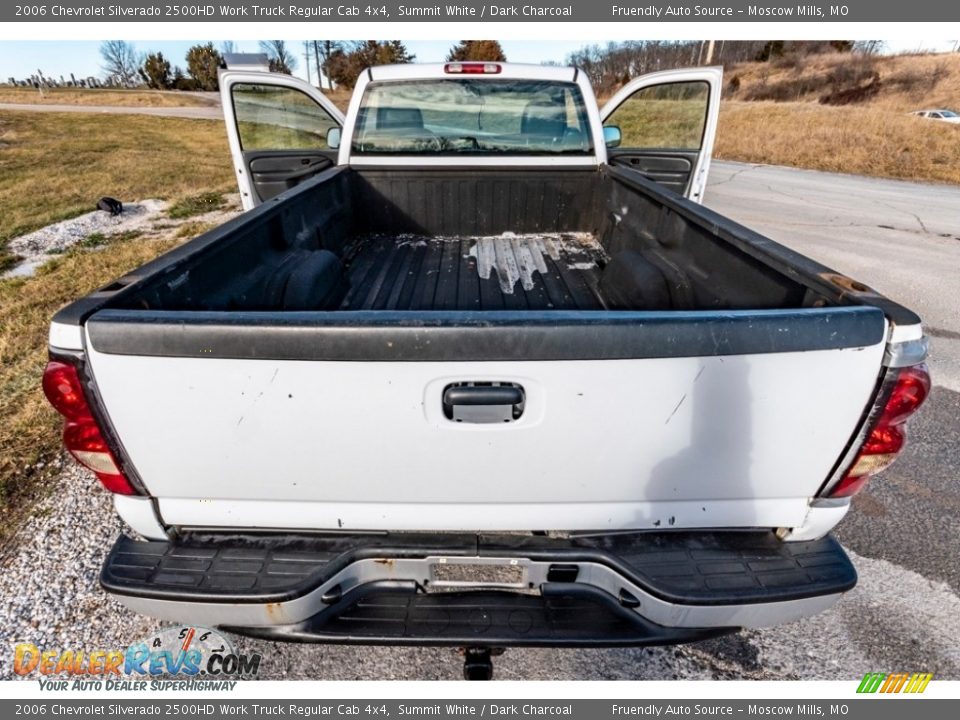 2006 Chevrolet Silverado 2500HD Work Truck Regular Cab 4x4 Summit White / Dark Charcoal Photo #23