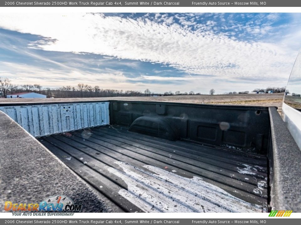 2006 Chevrolet Silverado 2500HD Work Truck Regular Cab 4x4 Summit White / Dark Charcoal Photo #24