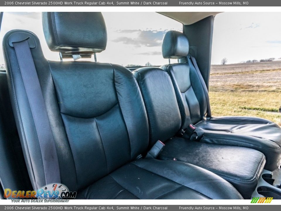 2006 Chevrolet Silverado 2500HD Work Truck Regular Cab 4x4 Summit White / Dark Charcoal Photo #28