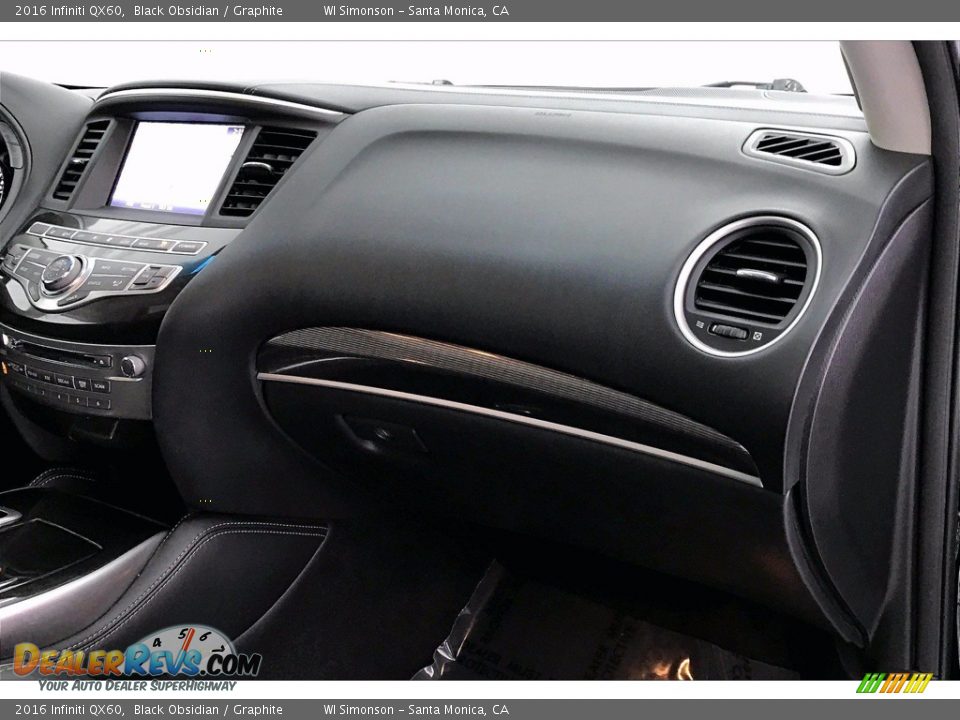 Dashboard of 2016 Infiniti QX60  Photo #16