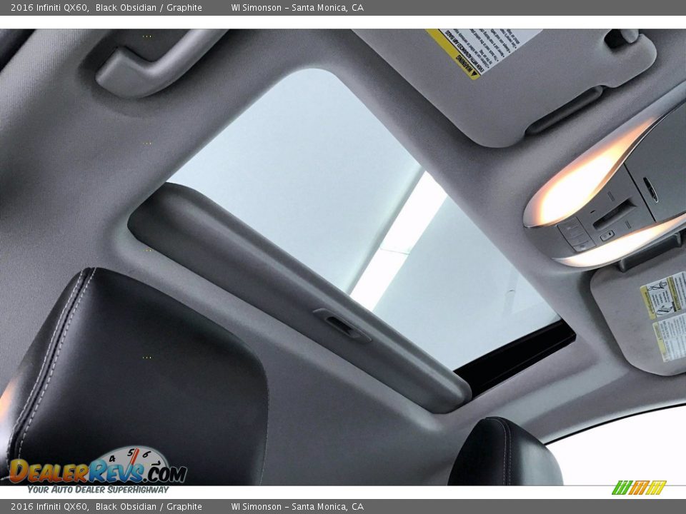 Sunroof of 2016 Infiniti QX60  Photo #25