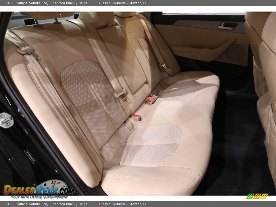 Rear Seat of 2017 Hyundai Sonata Eco Photo #15