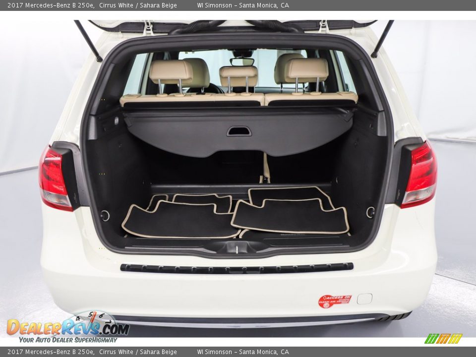 2017 Mercedes-Benz B 250e Cirrus White / Sahara Beige Photo #7
