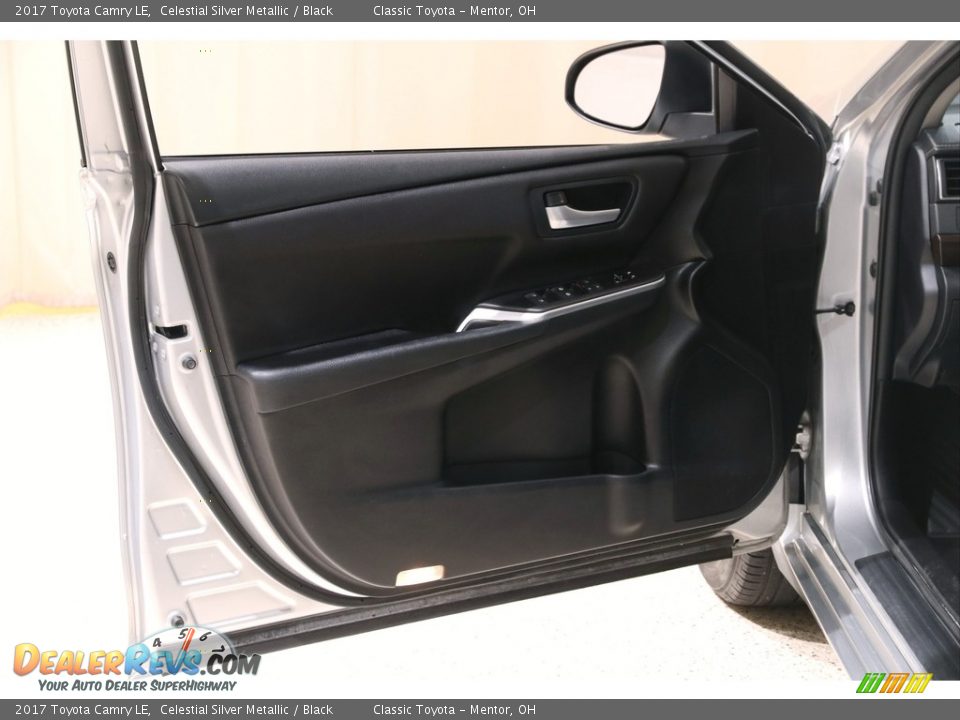 2017 Toyota Camry LE Celestial Silver Metallic / Black Photo #4