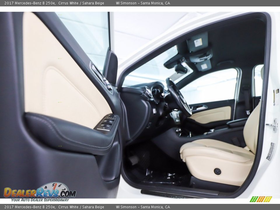 2017 Mercedes-Benz B 250e Cirrus White / Sahara Beige Photo #21