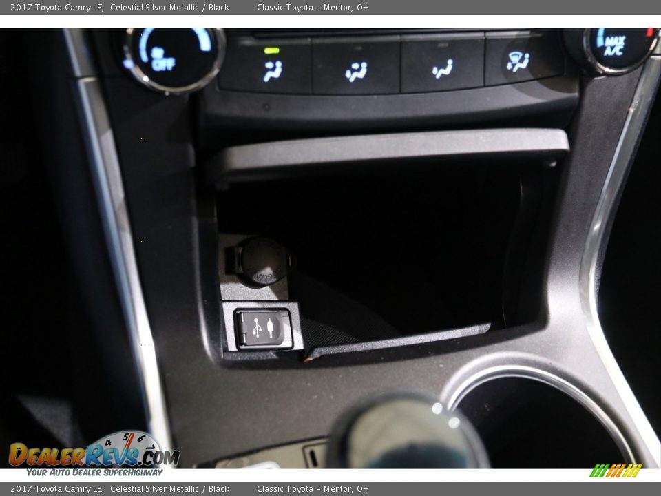 2017 Toyota Camry LE Celestial Silver Metallic / Black Photo #13