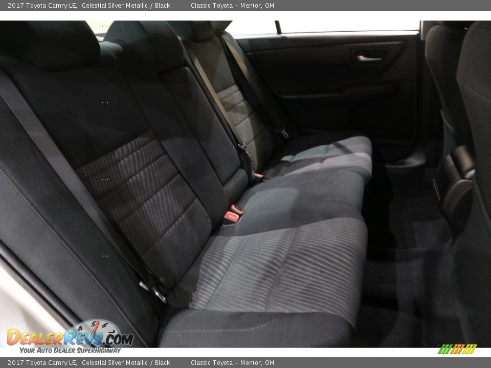 2017 Toyota Camry LE Celestial Silver Metallic / Black Photo #15