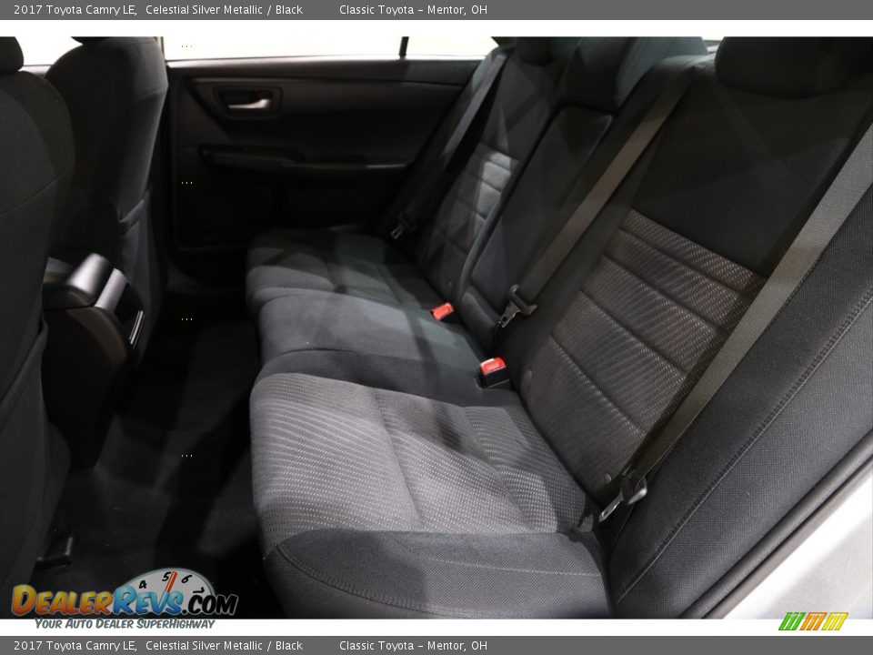2017 Toyota Camry LE Celestial Silver Metallic / Black Photo #16