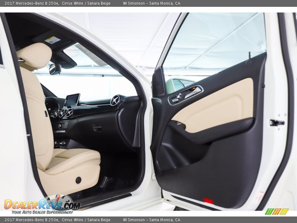 2017 Mercedes-Benz B 250e Cirrus White / Sahara Beige Photo #31