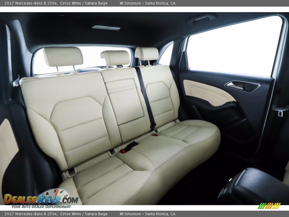 2017 Mercedes-Benz B 250e Cirrus White / Sahara Beige Photo #34