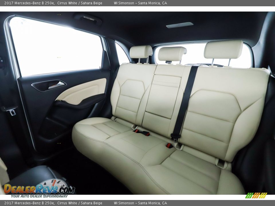 2017 Mercedes-Benz B 250e Cirrus White / Sahara Beige Photo #35