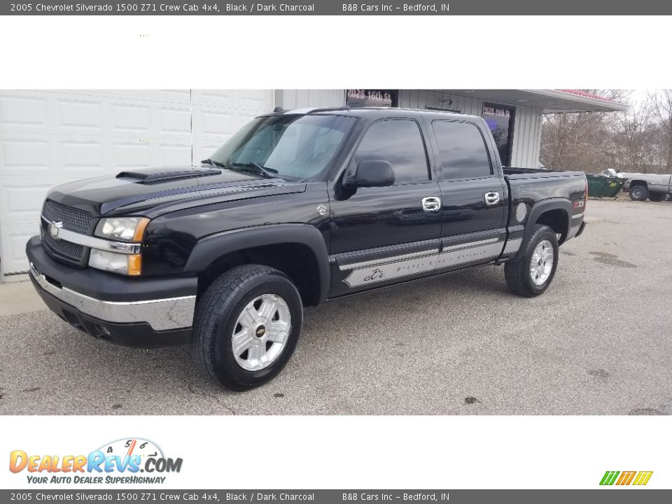 2005 Chevrolet Silverado 1500 Z71 Crew Cab 4x4 Black / Dark Charcoal Photo #1