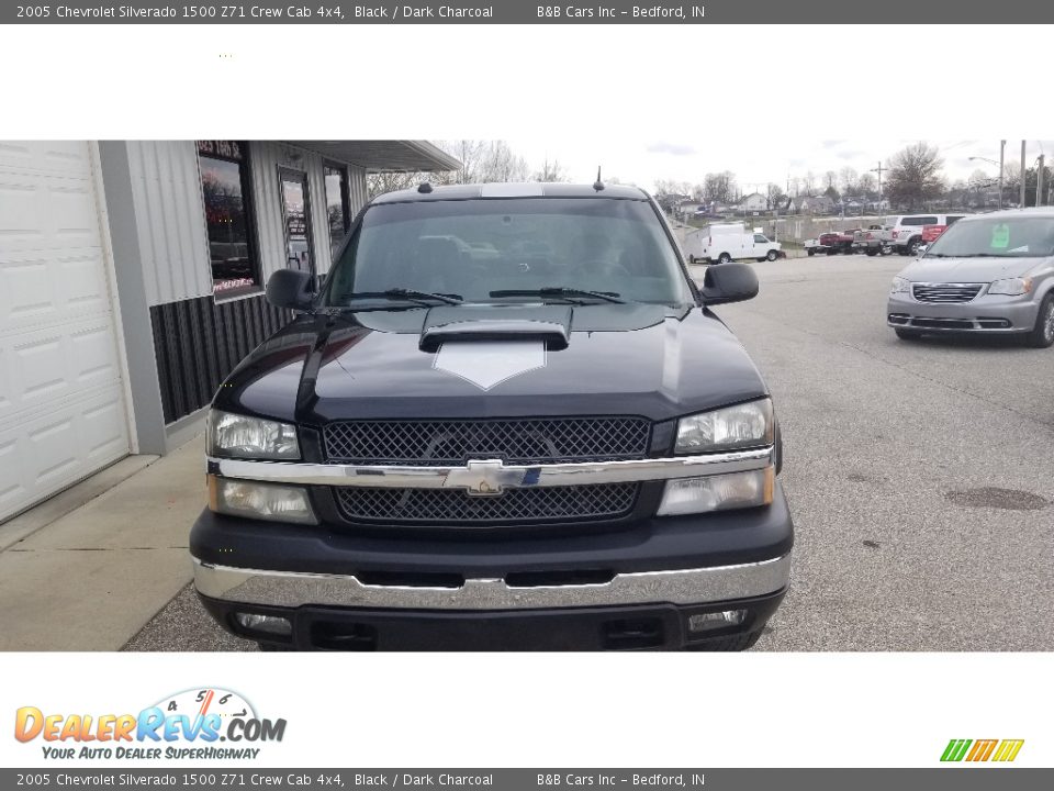 2005 Chevrolet Silverado 1500 Z71 Crew Cab 4x4 Black / Dark Charcoal Photo #2