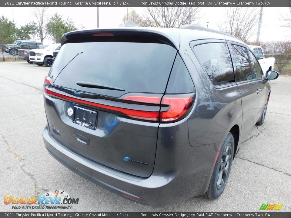 2021 Chrysler Pacifica Hybrid Touring Granite Crystal Metallic / Black Photo #5