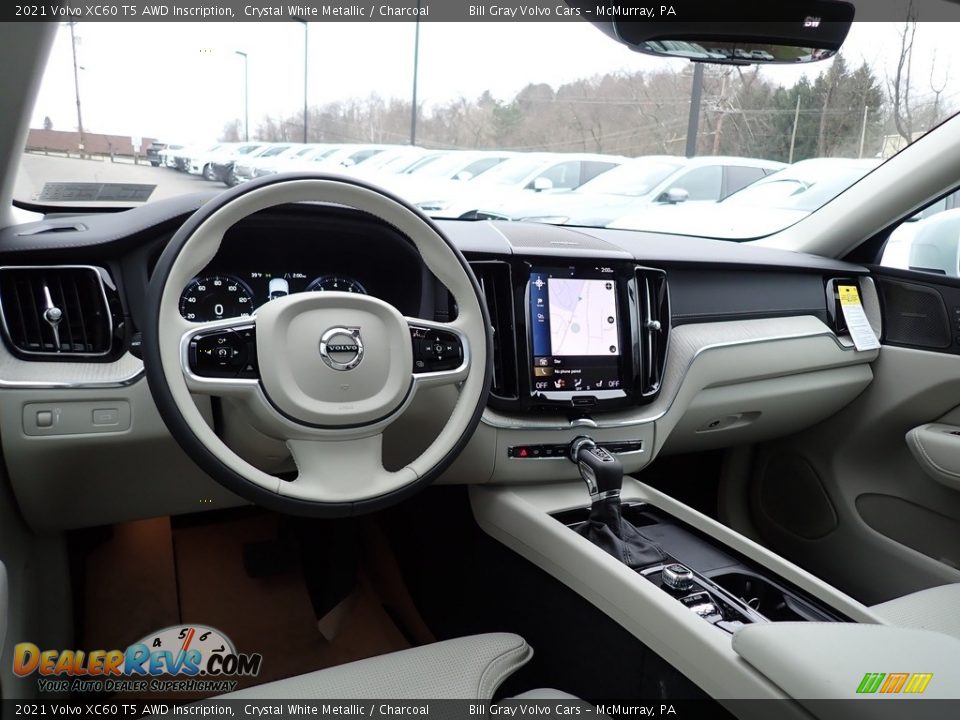 Dashboard of 2021 Volvo XC60 T5 AWD Inscription Photo #9