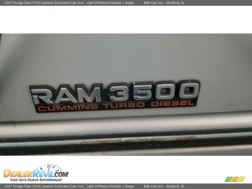 1997 Dodge Ram 3500 Laramie Extended Cab 4x4 Light Driftwood Metallic / Beige Photo #6