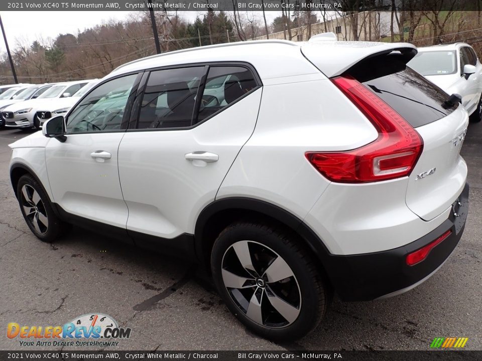 2021 Volvo XC40 T5 Momentum AWD Crystal White Metallic / Charcoal Photo #4