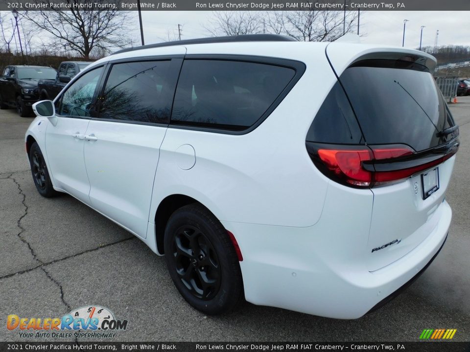 2021 Chrysler Pacifica Hybrid Touring Bright White / Black Photo #8