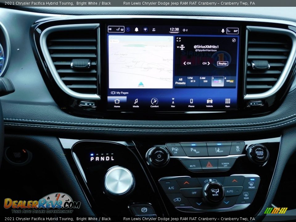 2021 Chrysler Pacifica Hybrid Touring Bright White / Black Photo #17